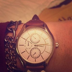 Women’s fossil watch
